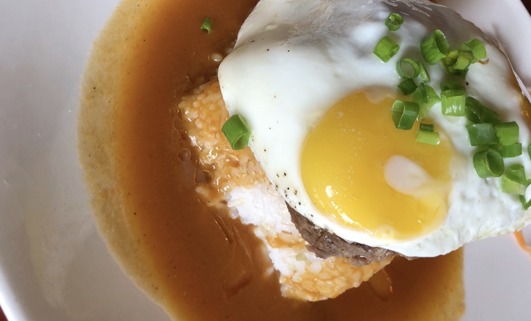 ロコモコがおいしいハワイのお店TOP16｜ランキング形式で紹介！